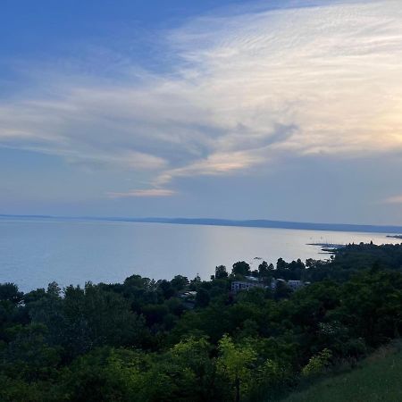 Balatonakarattya Magaspart Εξωτερικό φωτογραφία